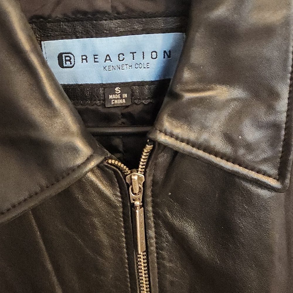 Kenneth Cole Reaction Classic Black 100% Leather Jacket Sz S - Picture 2 of 5